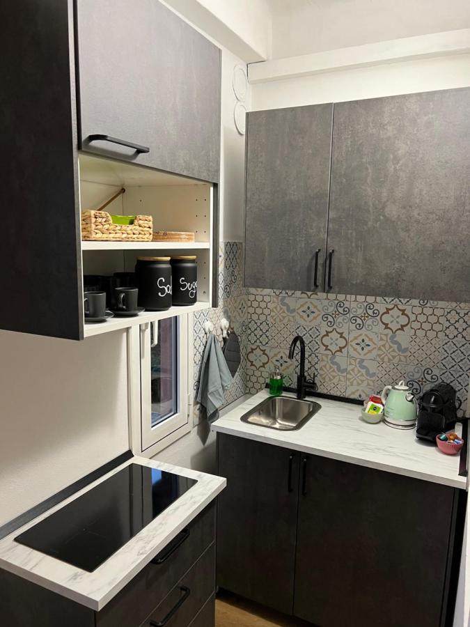 Stylish Apartment 3 Km Away From Duomo - Netflix, Wi-Fi, All Comforts Included Milano Eksteriør billede