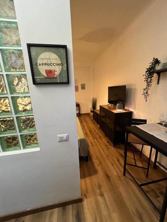 Stylish Apartment 3 Km Away From Duomo - Netflix, Wi-Fi, All Comforts Included Milano Eksteriør billede