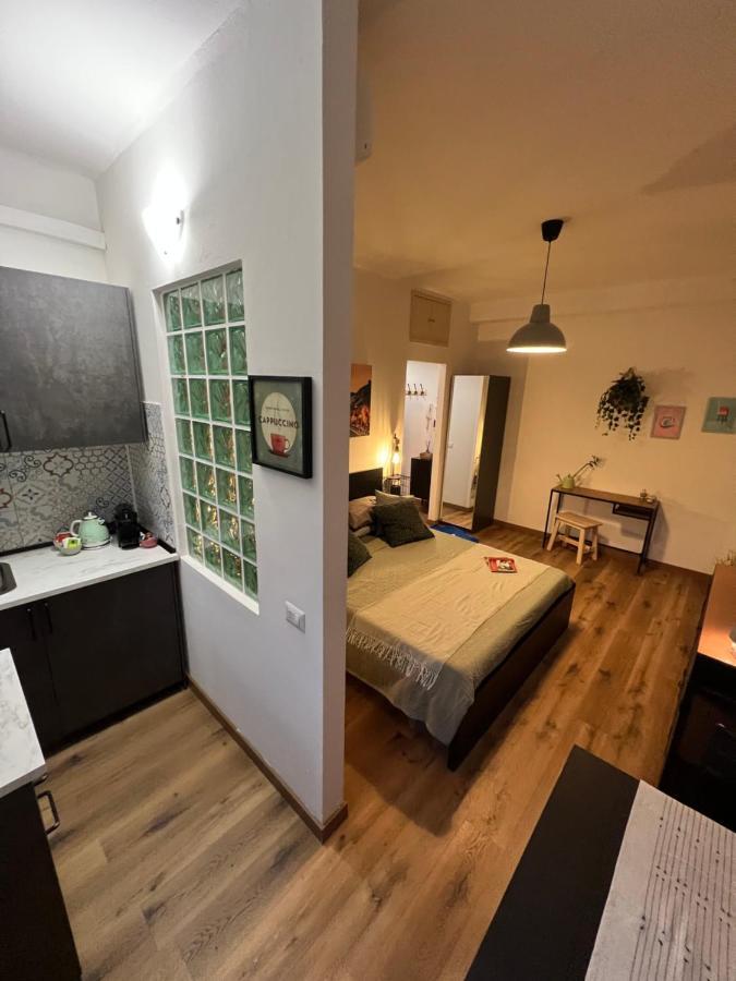 Stylish Apartment 3 Km Away From Duomo - Netflix, Wi-Fi, All Comforts Included Milano Eksteriør billede